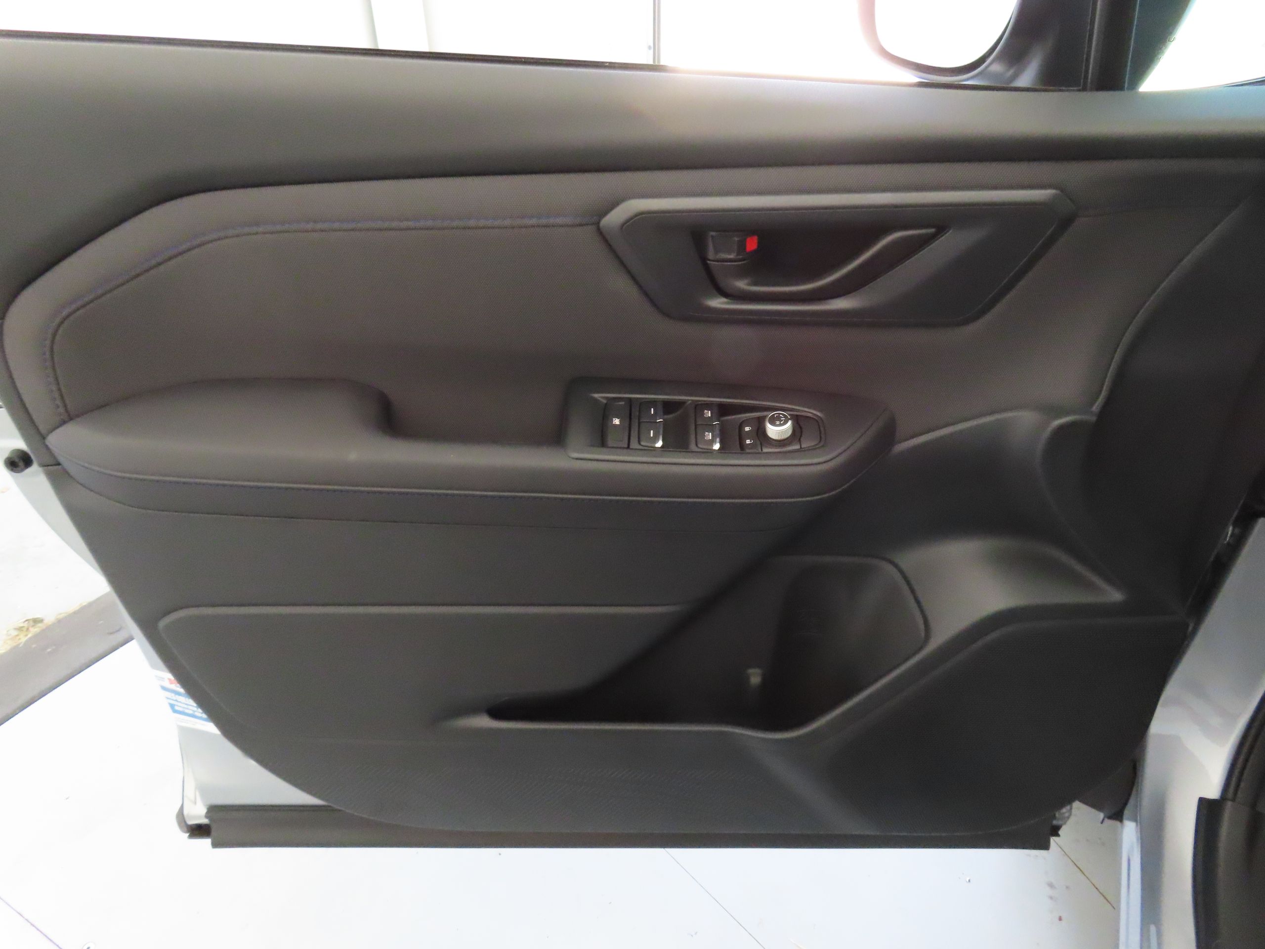 2025 Subaru Forester Premium Base photo 7