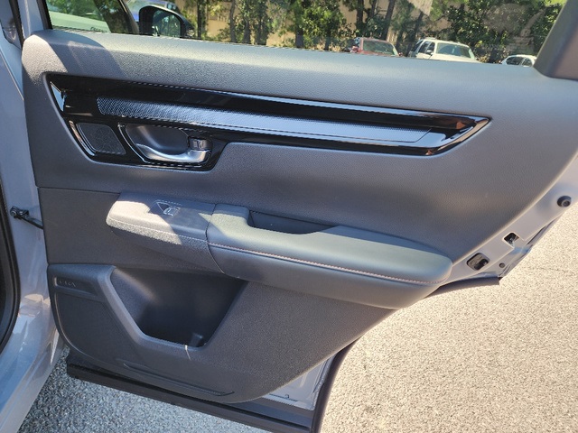 2023 Honda CR-V Hybrid Sport Touring photo 15