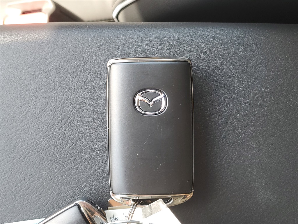 2025 Mazda CX-5 2.5 Select photo 24