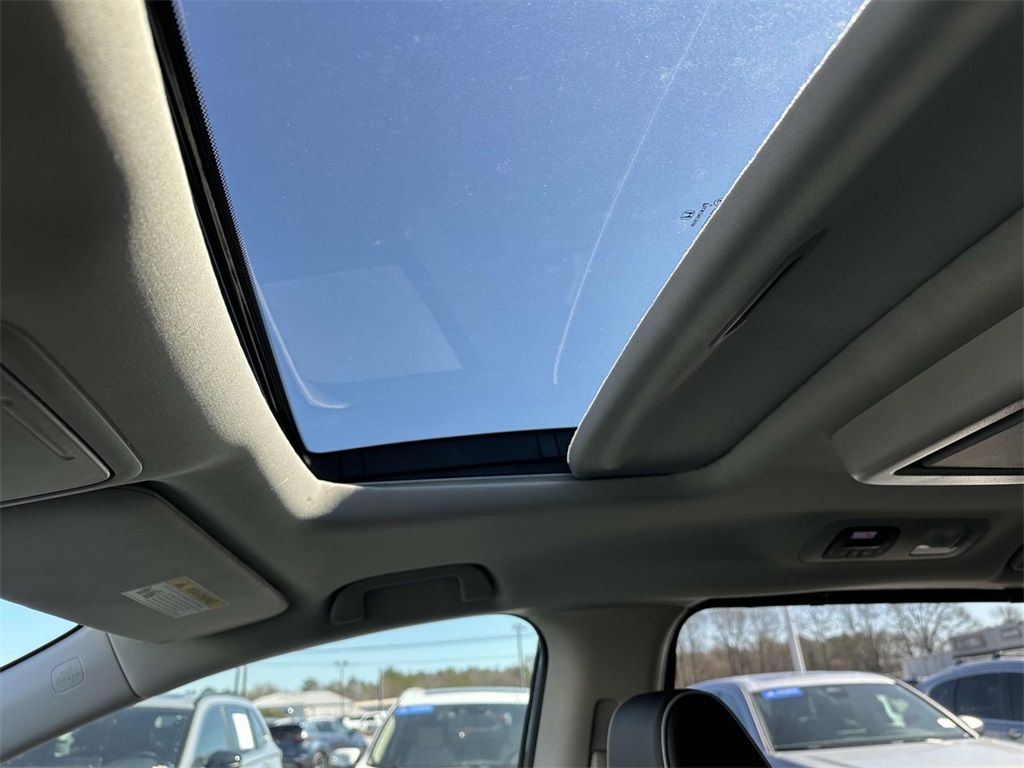 2025 Honda Odyssey Elite photo 22