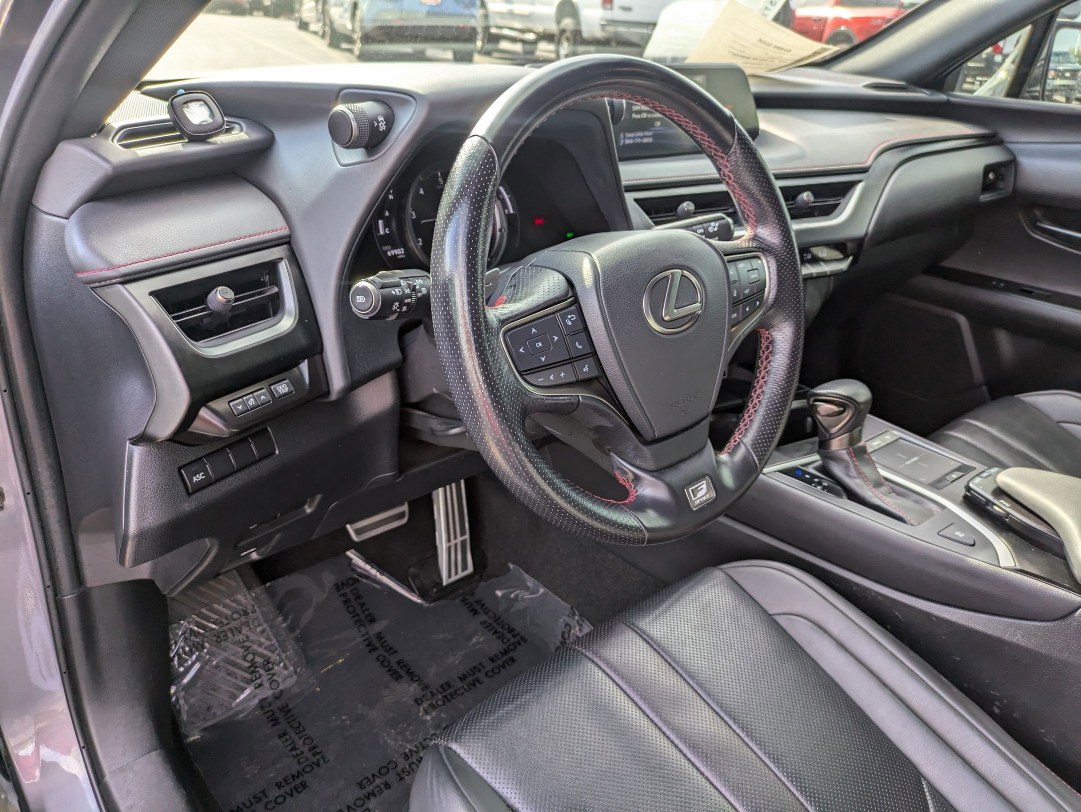 2020 Lexus UX 200 F SPORT photo 13
