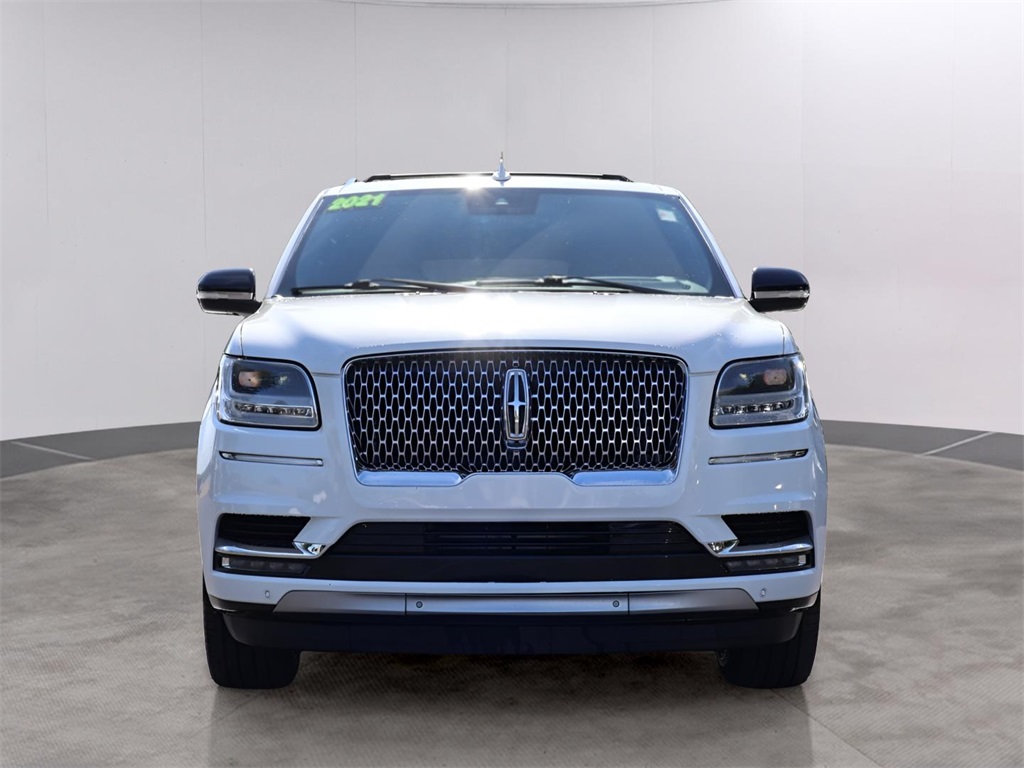 2021 Lincoln Navigator L Reserve photo 2