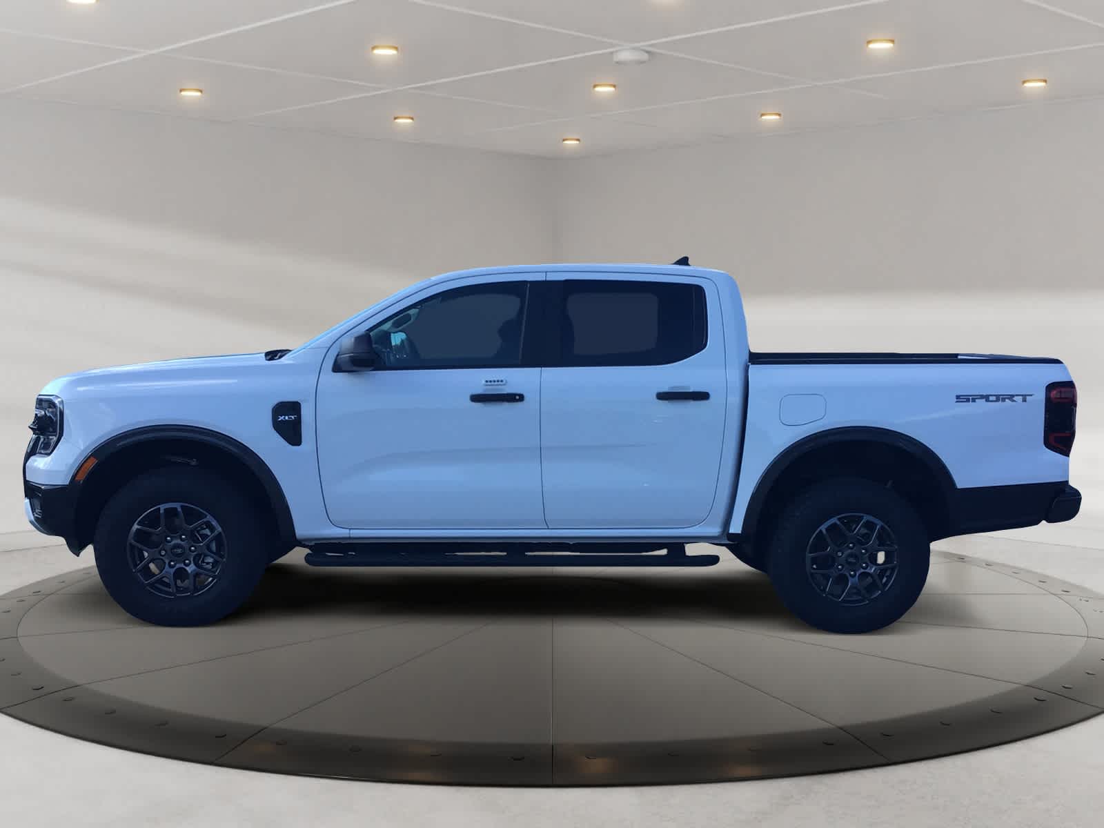 2024 Ford Ranger XLT photo 2