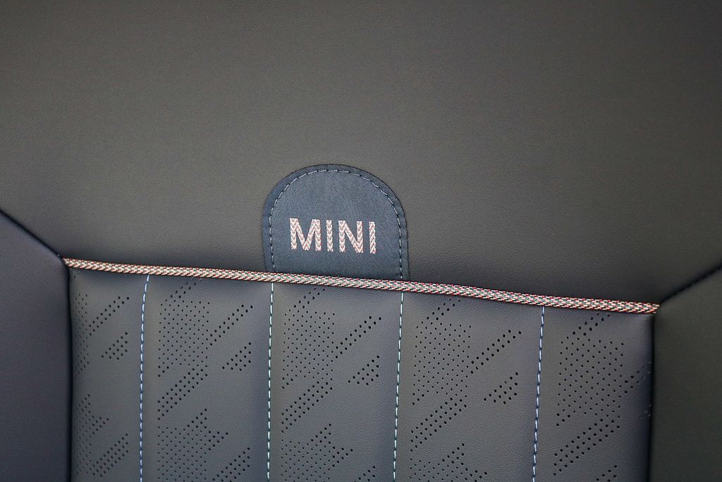 2026 Mini Cooper 4 Door Hardtop Signature photo 20