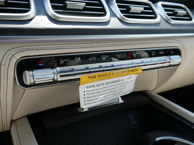 2026 Mercedes Benz GLE AMG 53 4MATIC photo 11
