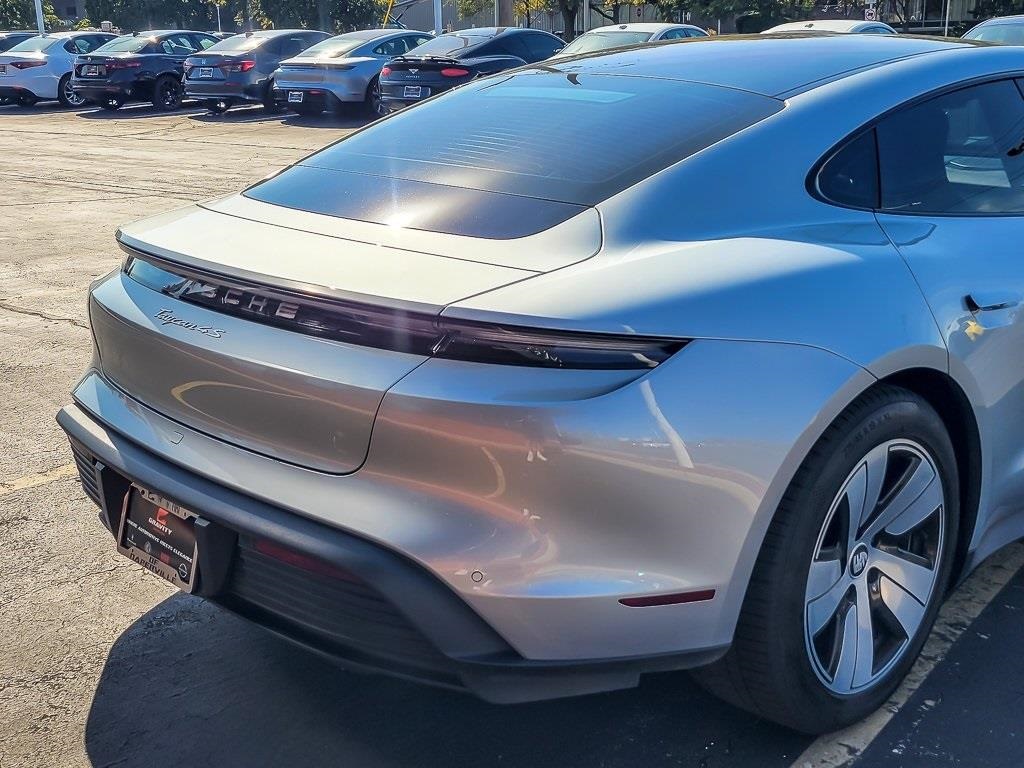 2022 Porsche Taycan 4S photo 6