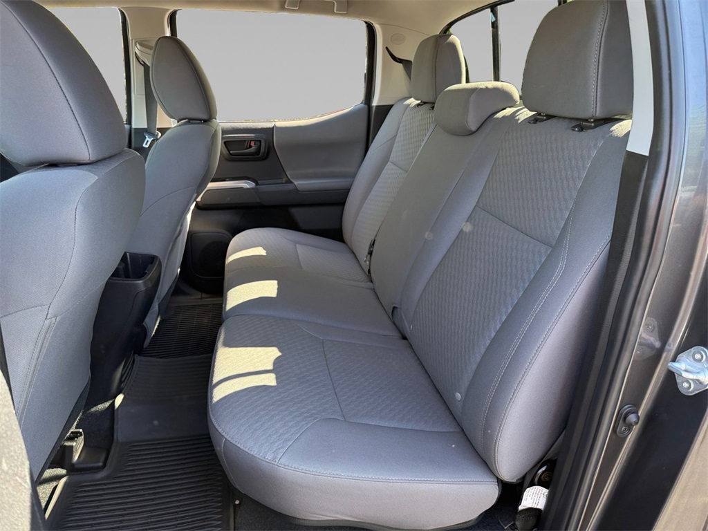2023 Toyota Tacoma SR5 photo 16