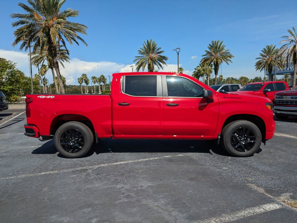 2025 Chevrolet Silverado 1500 Custom photo 3