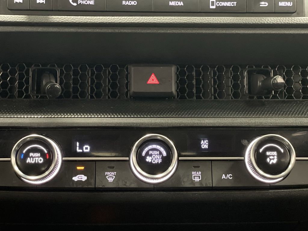 2024 Honda CR-V LX photo 16
