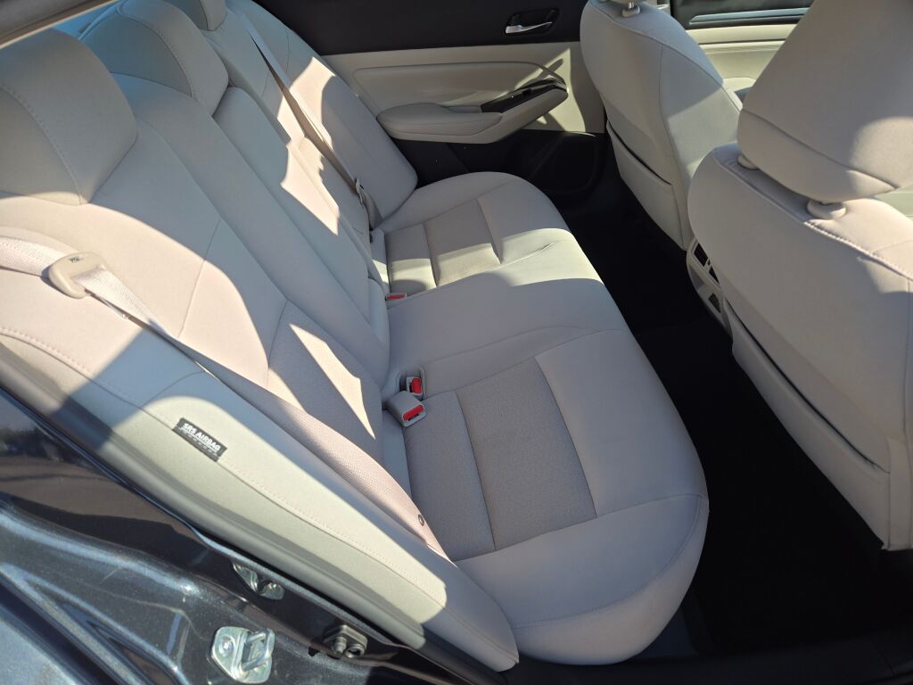 2020 Nissan Altima 2.5 SV photo 8