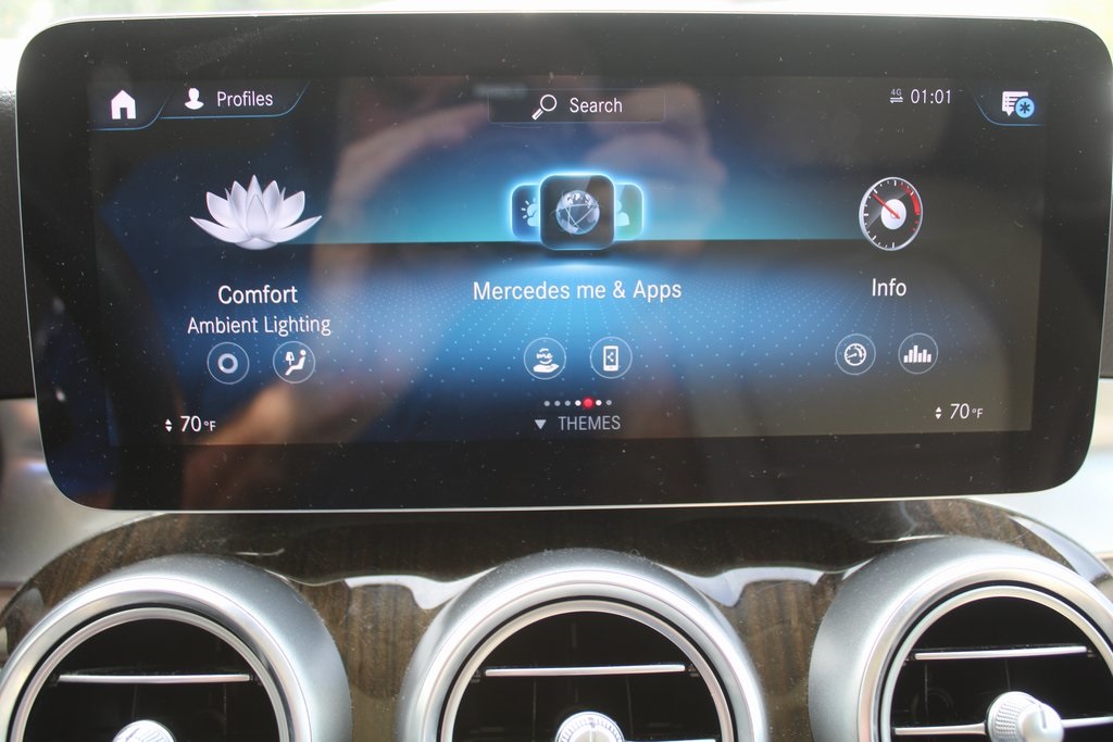 2022 Mercedes Benz GLC 300 photo 37