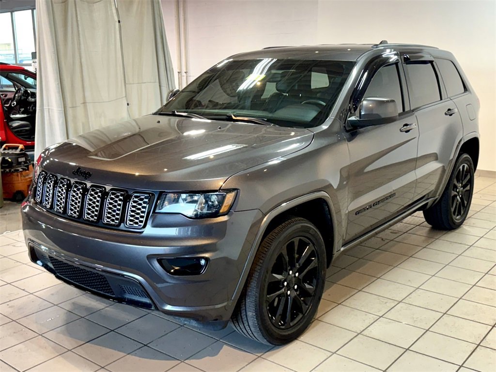 2020 Jeep Grand Cherokee Altitude photo 6