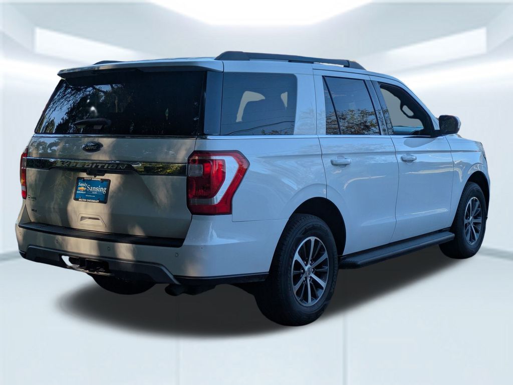 2021 Ford Expedition XLT photo 4