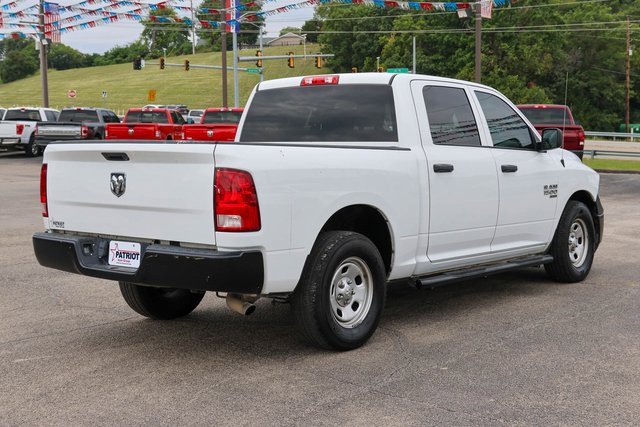 2022 Ram 1500 Classic Tradesman photo 3