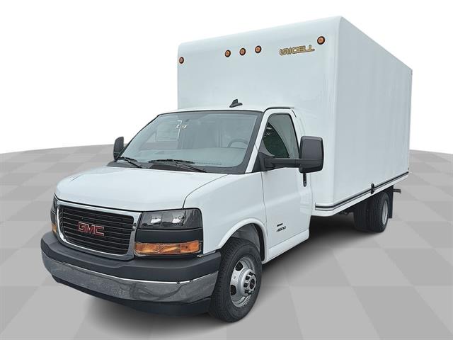 2025 GMC Savana Cutaway Work Van's photo