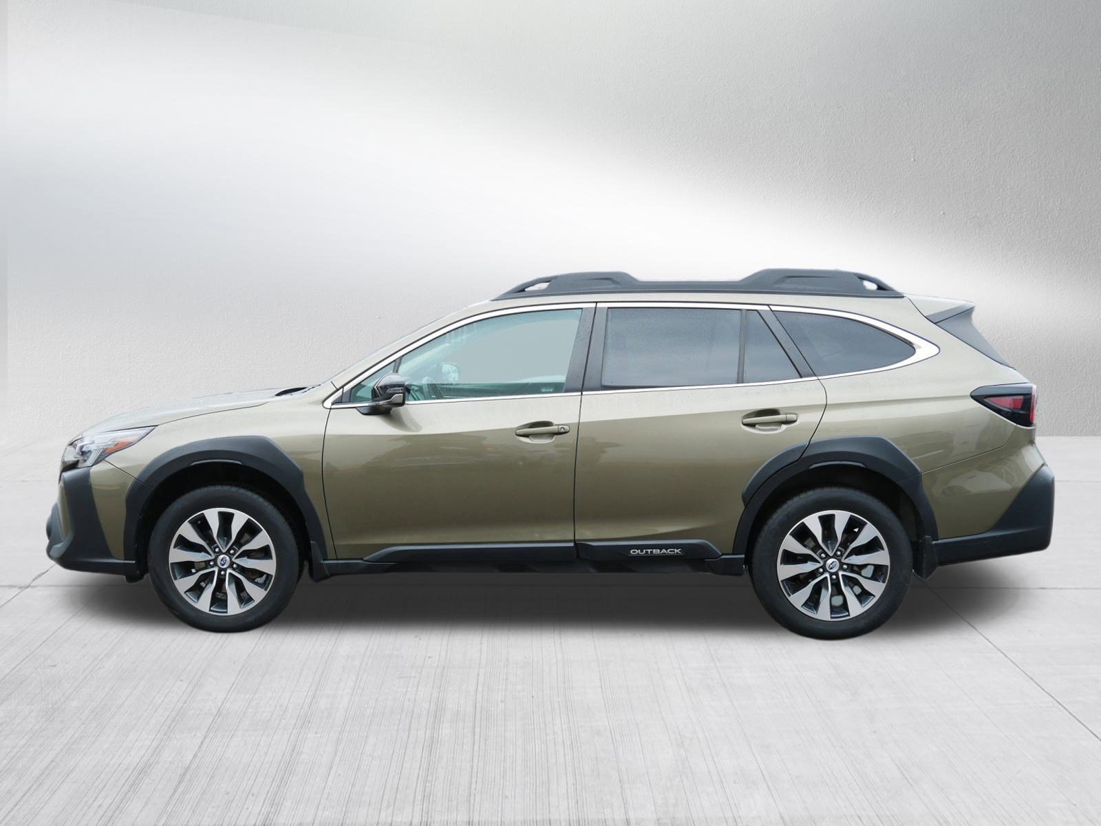 2023 Subaru Outback Limited photo 4