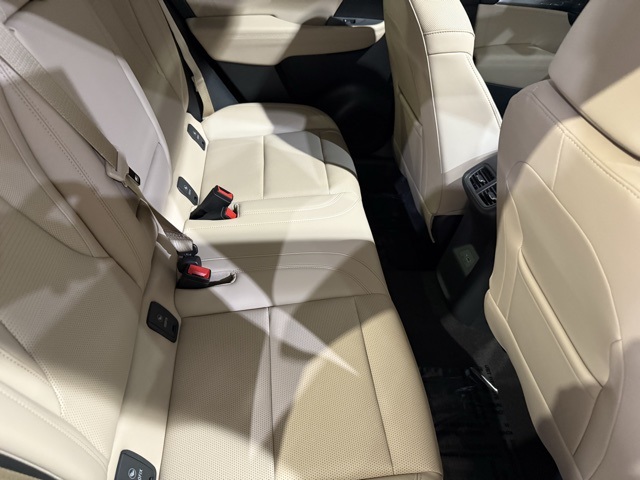 2025 Buick Envision Preferred photo 4