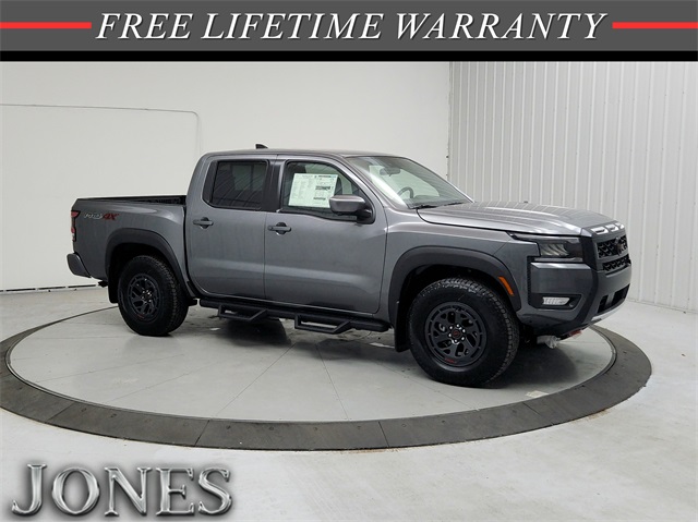 2026 Nissan Frontier PRO-4X's photo