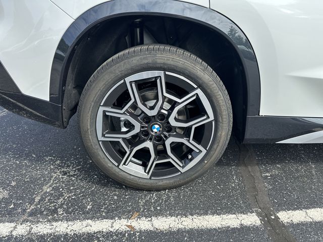2026 Bmw X1 XDrive28i photo 2