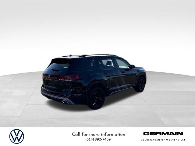 2025 Volkswagen Atlas Peak Edition SE photo 5