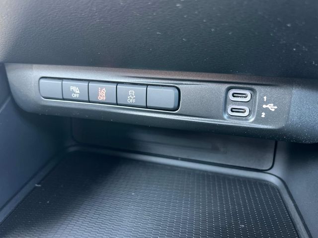 2025 Dodge Charger R/T photo 15