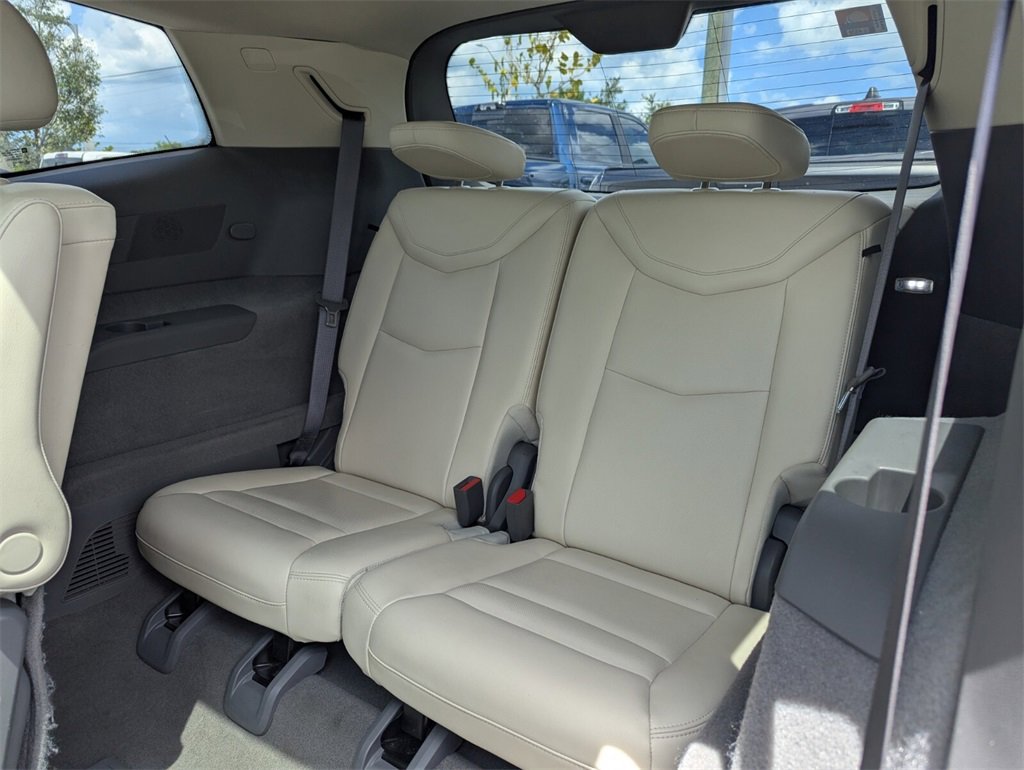 2021 Cadillac XT4 Premium Luxury photo 17