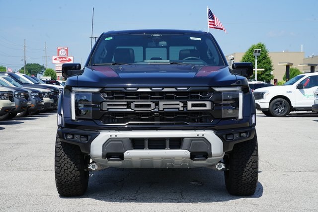 2025 FORD F-150 - Image 32