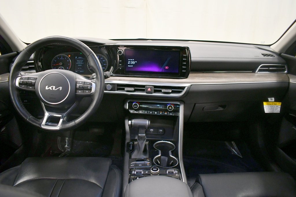 2024 Kia K5 EX photo 3