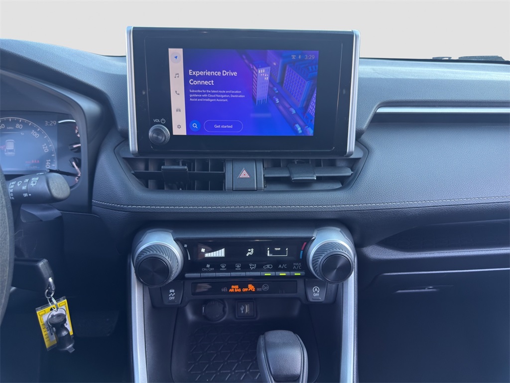2024 Toyota RAV4 LE photo 16