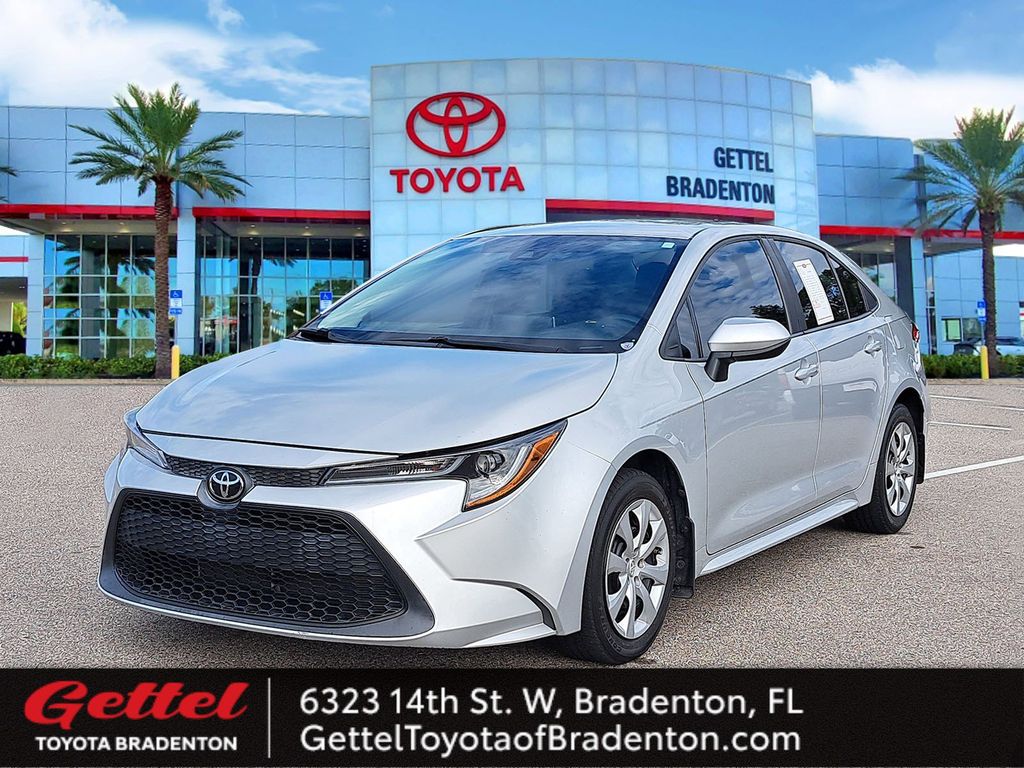 2020 Toyota Corolla LE's photo