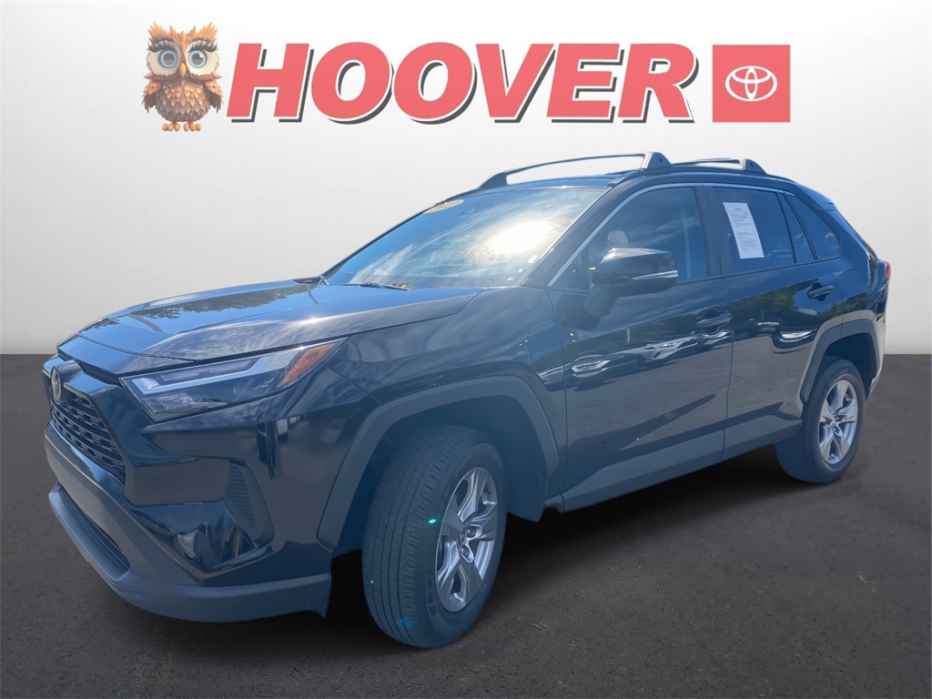2022 Toyota RAV4 XLE photo 5