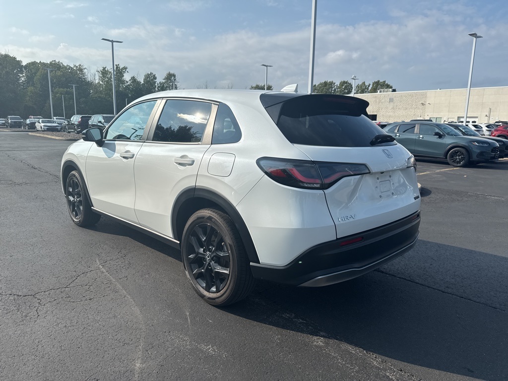 2023 Honda HR-V Sport photo 3