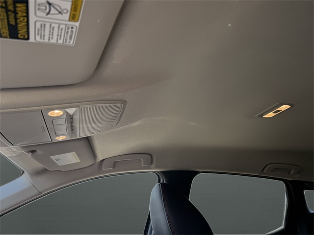 2025 Nissan Kicks SR photo 26