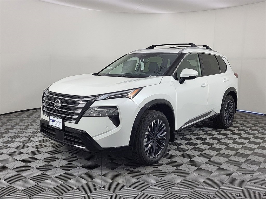 2026 Nissan Rogue Platinum's photo