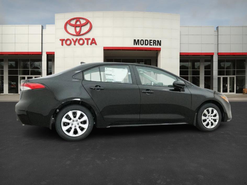 2026 Toyota Corolla LE photo 23