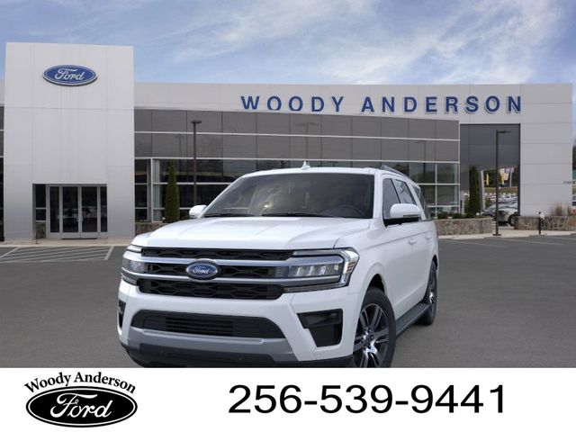 2024 Ford Expedition XLT photo 2