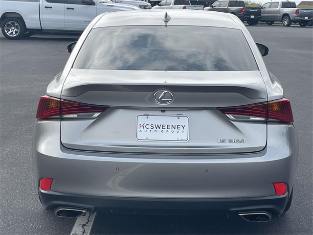 2018 Lexus IS 300 photo 4
