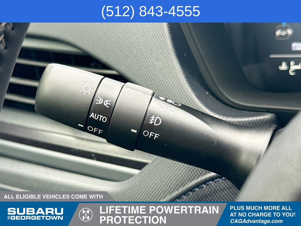 2025 Subaru Forester Premium photo 11