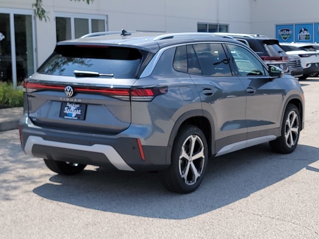 2025 Volkswagen Tiguan SE photo 3