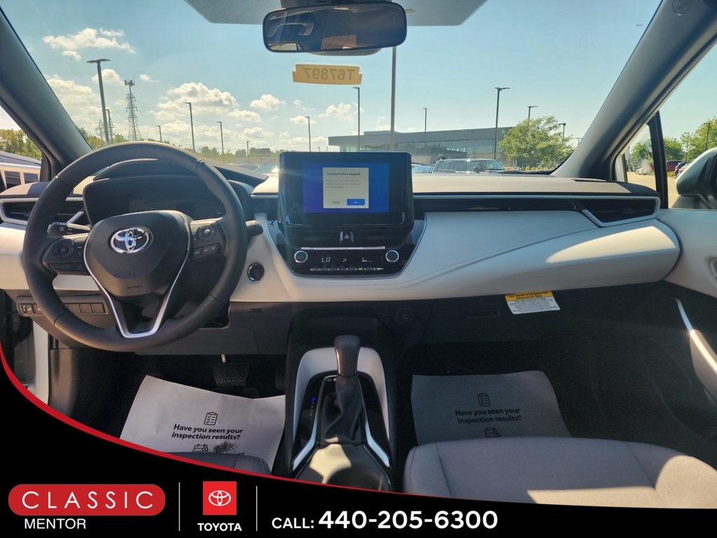 2025 Toyota Corolla SE photo 7