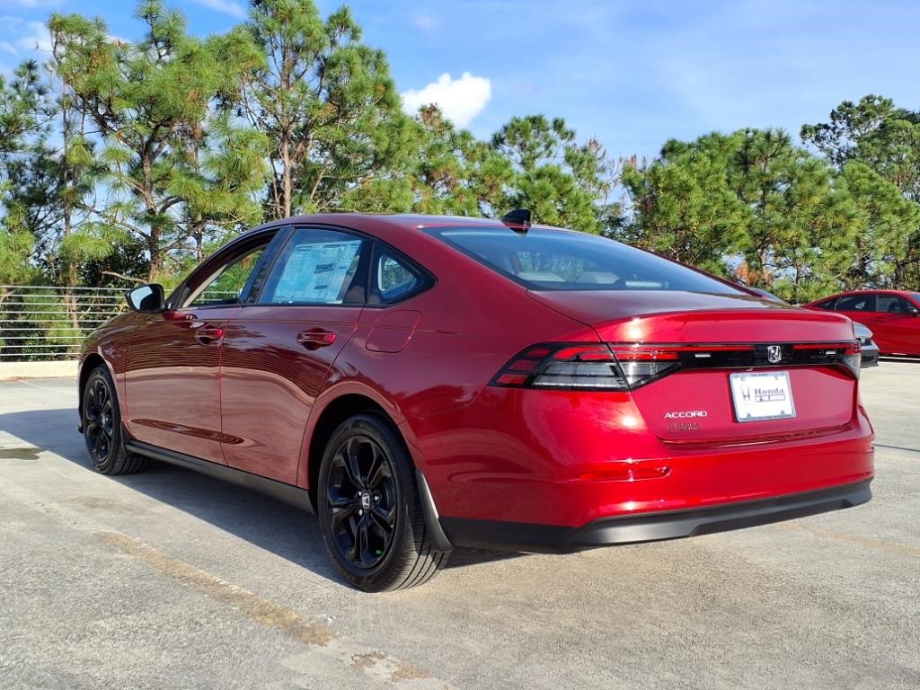 2025 Honda Accord SE photo 4