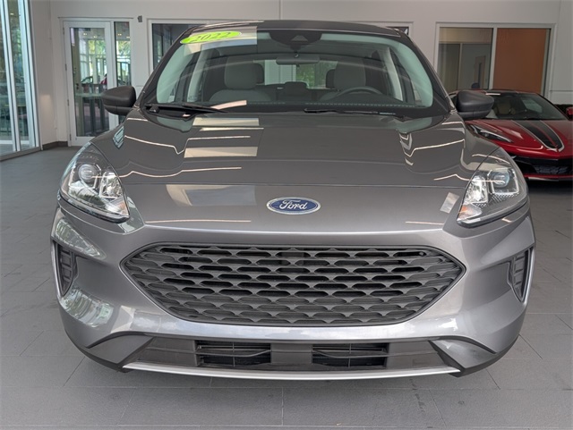 2022 Ford Escape S photo 3