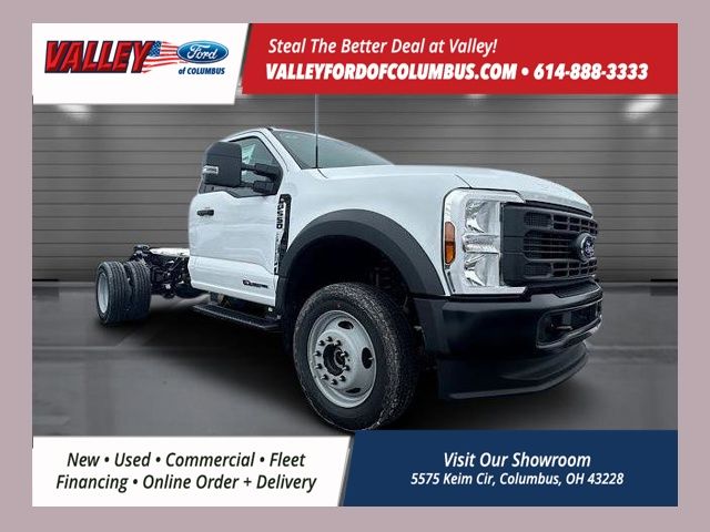 2025 Ford F-550 Super Duty Chassis Cab XL's photo