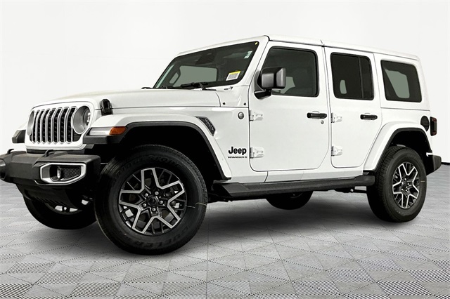2026 Jeep Wrangler 4-Door Sahara's photo