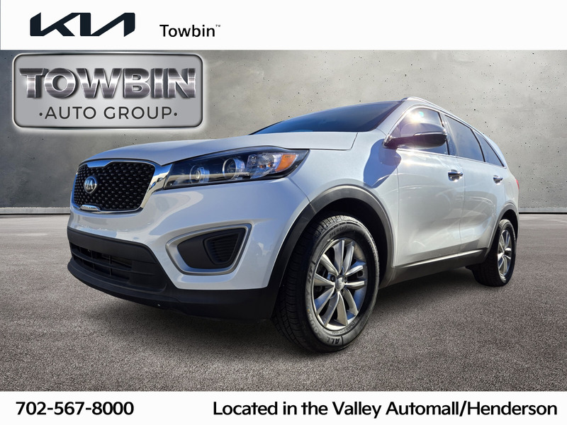 2018 Kia Sorento LX's photo