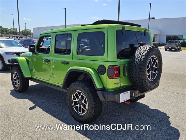 2025 Jeep Wrangler Rubicon photo 9