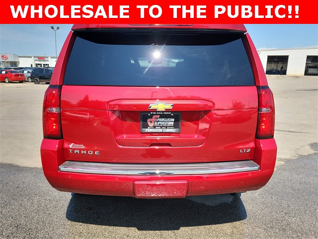 2015 Chevrolet Tahoe LTZ photo 2