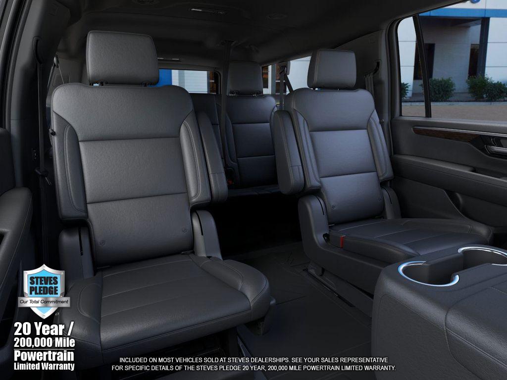 2025 Chevrolet Suburban LT photo 17