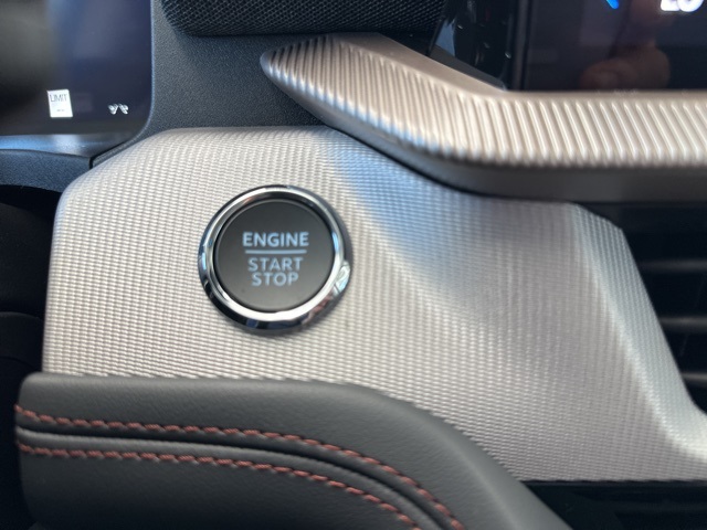 2025 Ford Explorer photo 20