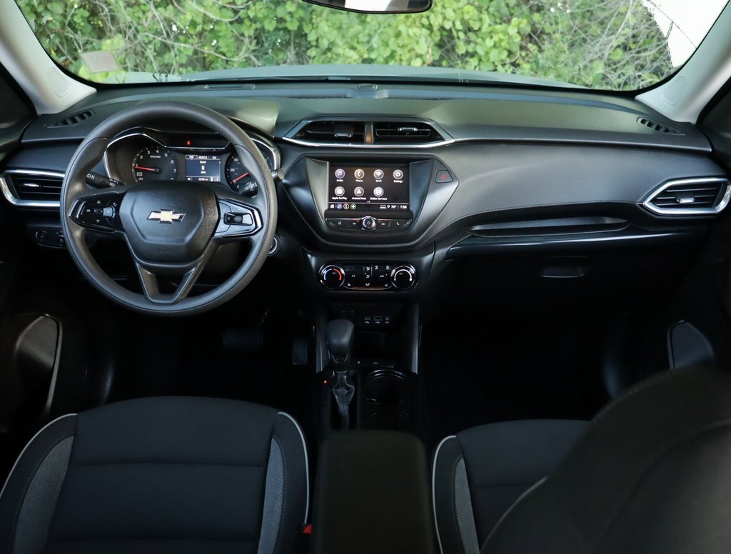 2023 Chevrolet Trailblazer LT photo 18